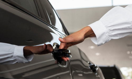 ¿Cómo puedo peritar un coche de segunda mano antes de comprarlo?